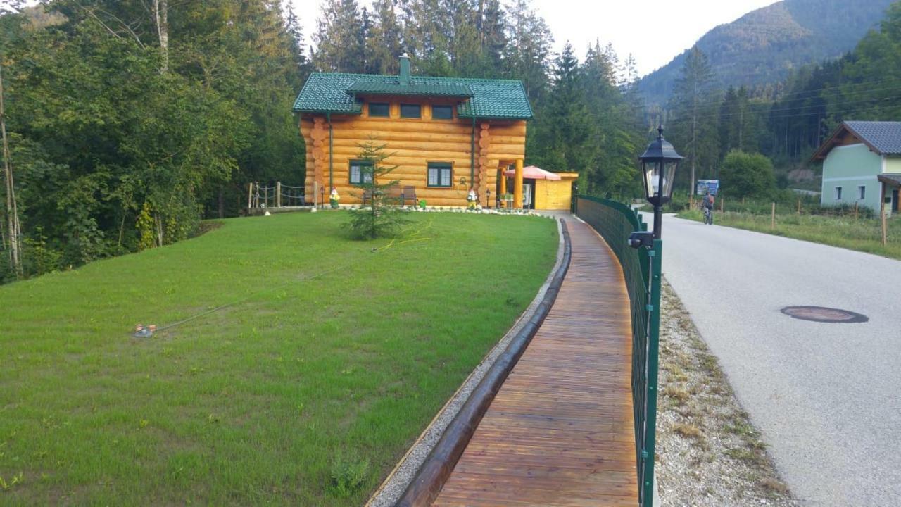 Ferienwohnungen Blockhaus - Zwergenhaeusl Grünau im Almtal Eksteriør bilde